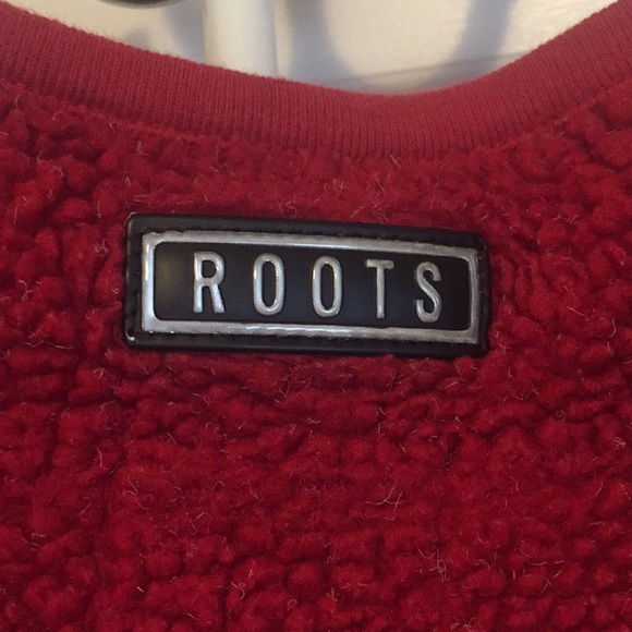 XS Roots Pullover - Good Used Condition - Picture 4 of 4
